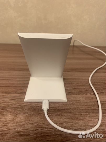 Беспроводное зарядное устройство Interstep