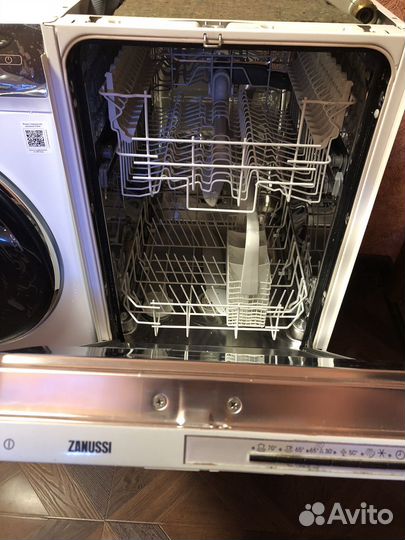 Посудомоечная машина Zanussi