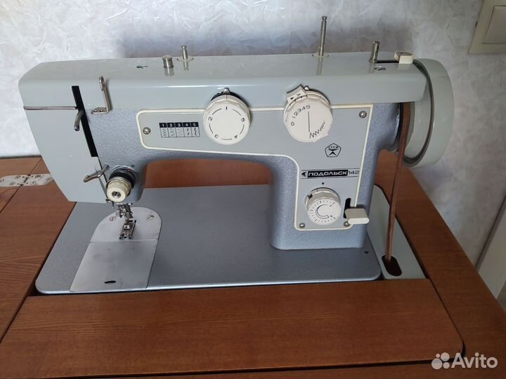 Швейная машинка подольск 142