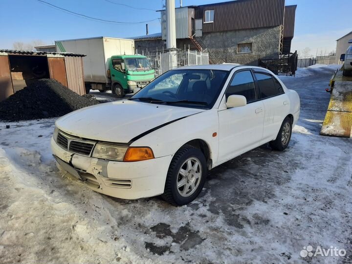 Mitsubishi Lancer 1.5 AT, 1997, битый, 100000км