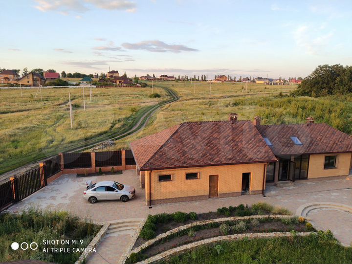 Коттедж 199 м² на участке 15 сот.