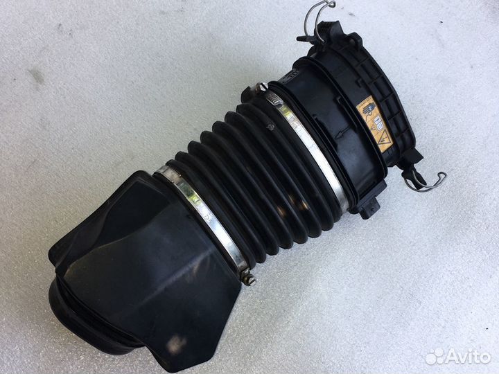 Воздухозаборник A6540901200 Mercedes W213 om654 20