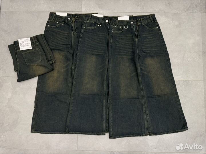 Джинсы широкие