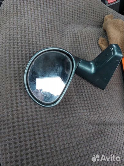 Зеркало на крыло паджеро 2