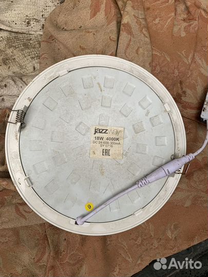 Светильник потолочный встраиваемый круглый д20