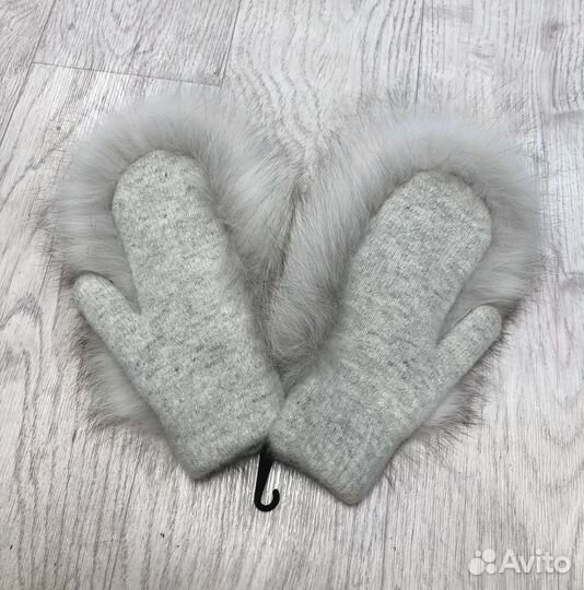 Варежки меховые