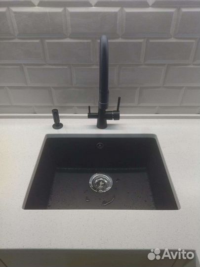 Столешница из искусственного камня