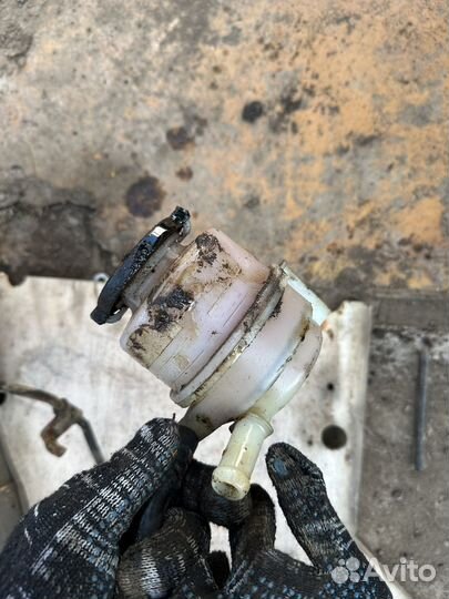 Джили эмгранд х7 бачок гидроусилителя руля