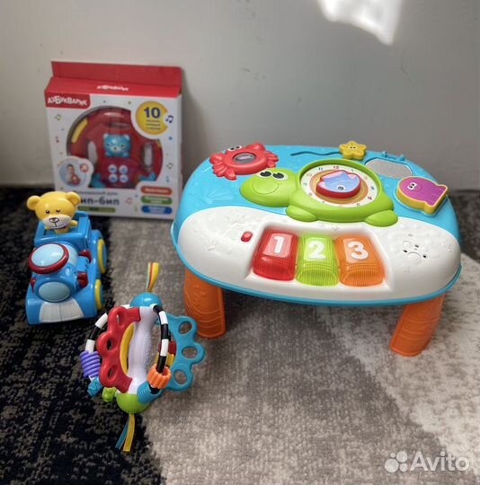 Развивающие игрушки пакетом