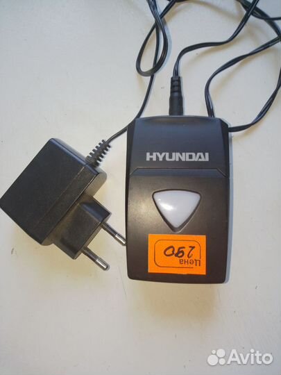 Зарядное для мезинчиковых батареек