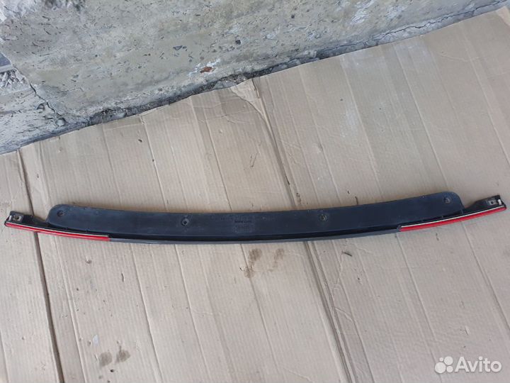 Накладка с катафотами задняя Audi A8 D3