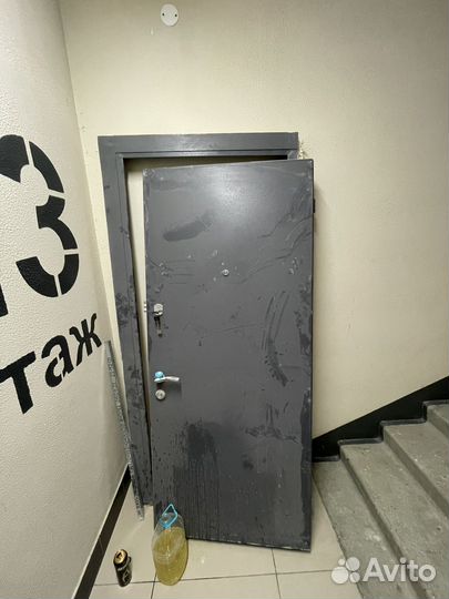 Дверь входная металлическая