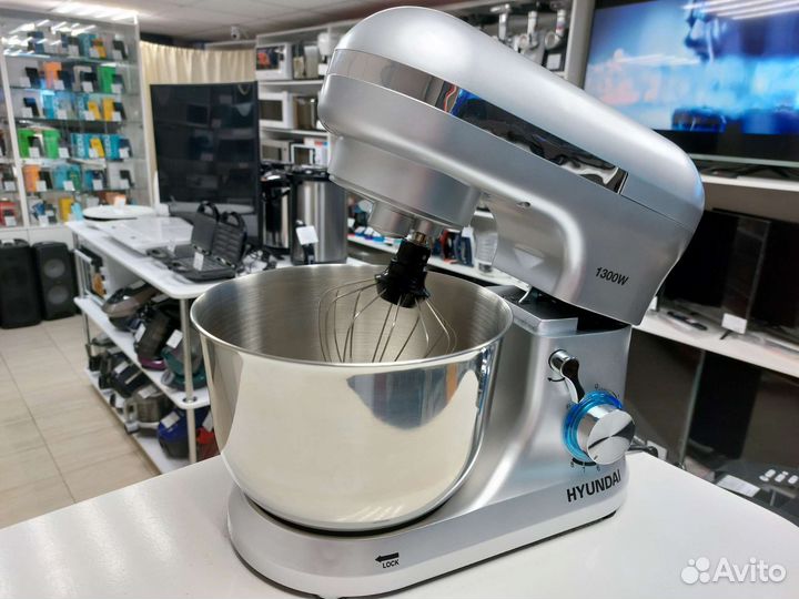 Миксер планетарный Hyundai 1300Вт/4.5л (Окт139)