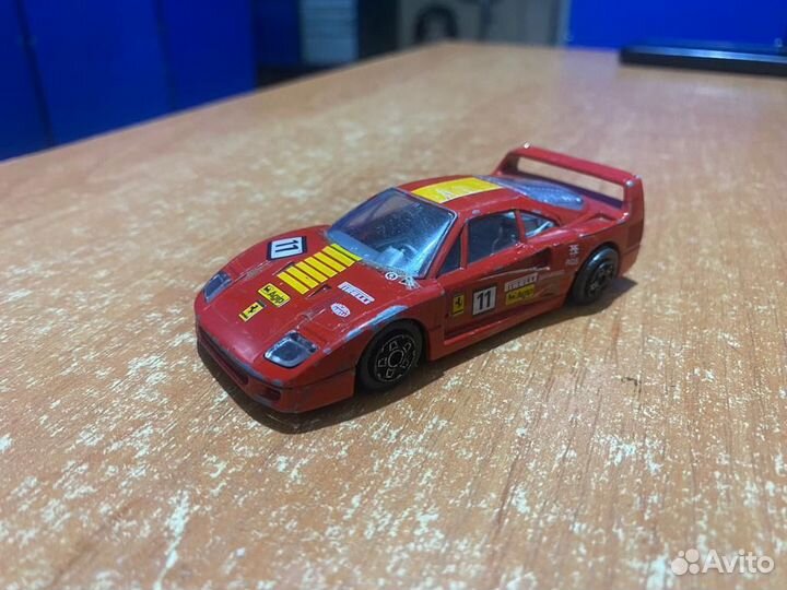 Модель Ferrari F40 Bburago Italy 1/43