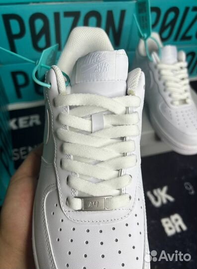 Nike Air Force 1 White Оригинал Poizon