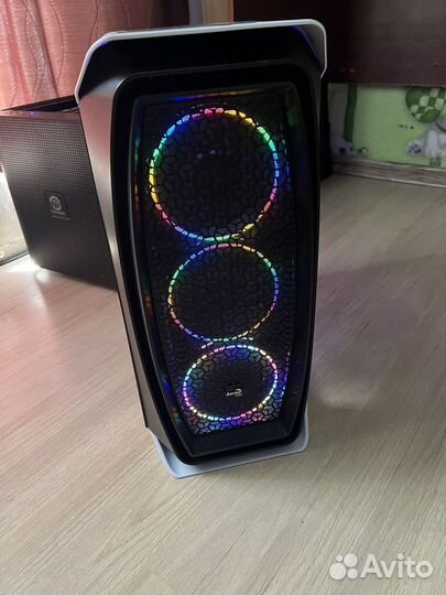 Корпус AeroCool Aero One Mini белый