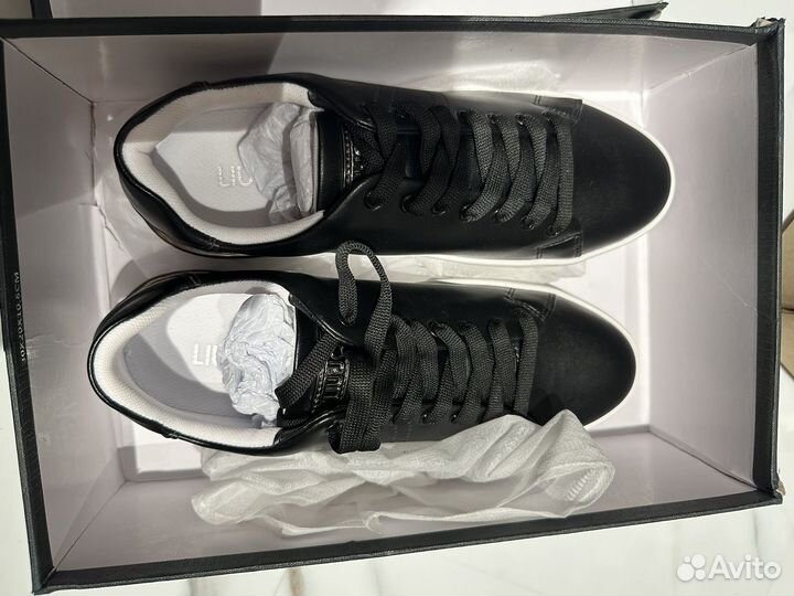 Кеды для Елены