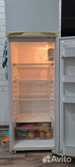 Холодильник бу Саратов
