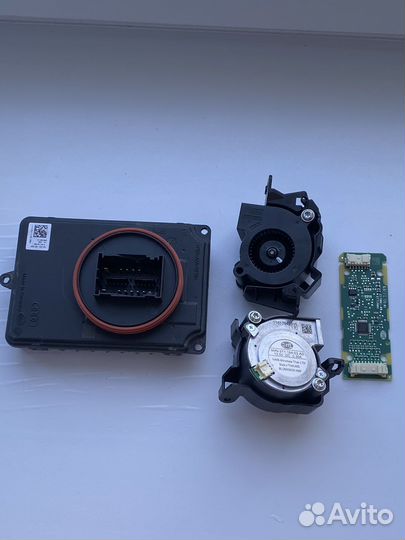 Блок управления фарой Ауди А 8 D 5