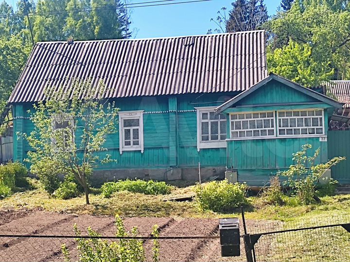 Дом 41,8 м² на участке 13 сот.