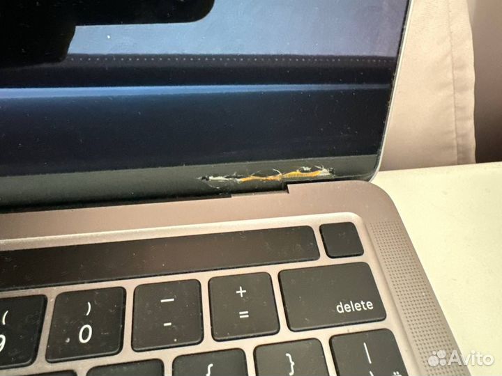 Macbook pro 13 2020 touch bar