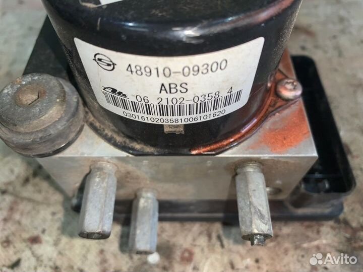 Блок abs Ssangyong Kyron DJ D20DT 2006-2007