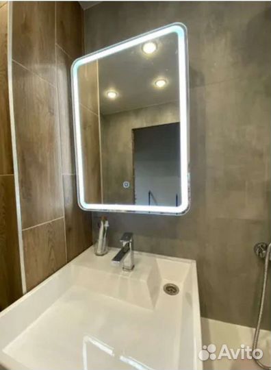 Зеркало с подсветкой