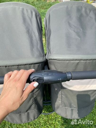 Коляска для двойни Hauck Roadster Duo