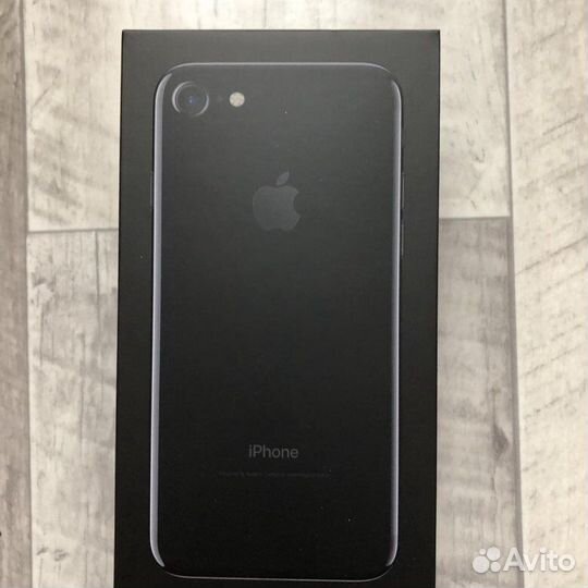 Коробки от iPhone