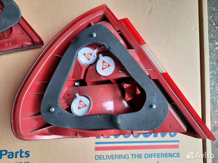 Фонари задние к-т,Mitsubishi Lancer 1998-2000 год