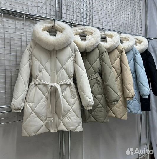 Зимнии куртки-пуховики