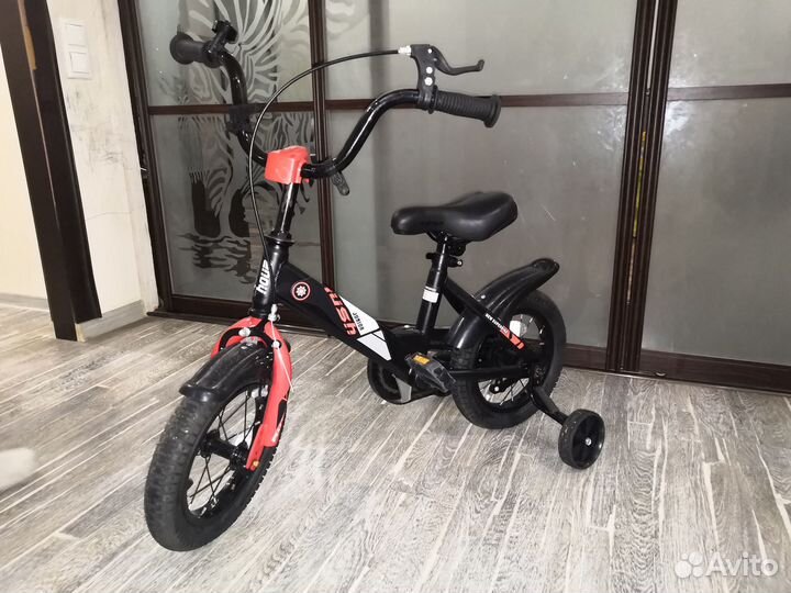 Четырехколесный детский велосипед rush J 12