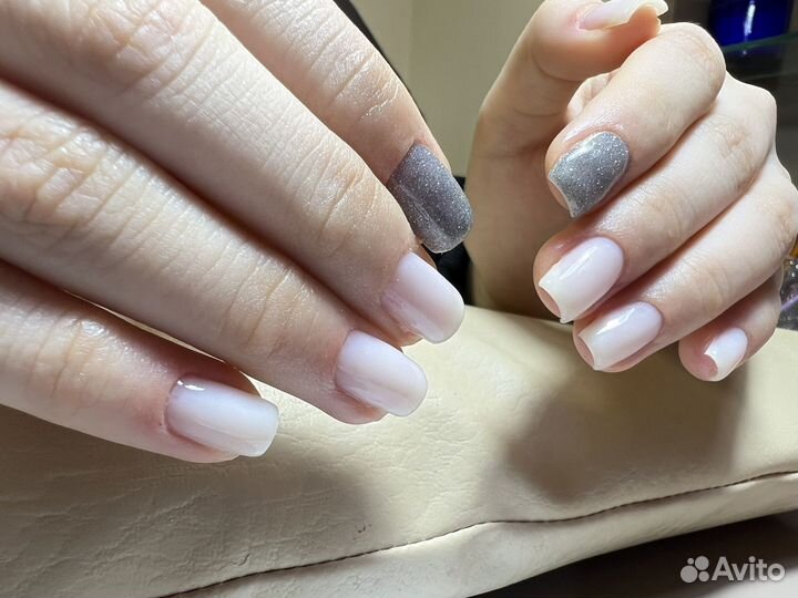 Модель на маникюр