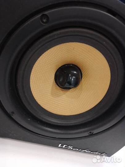 Колонкa Wharfedale diamond 8 centre