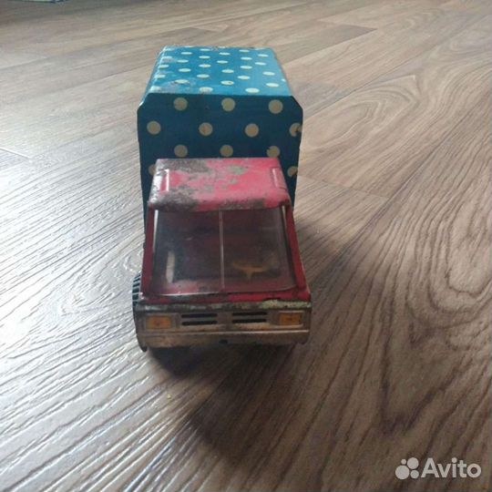 Игрушки из СССР машинки