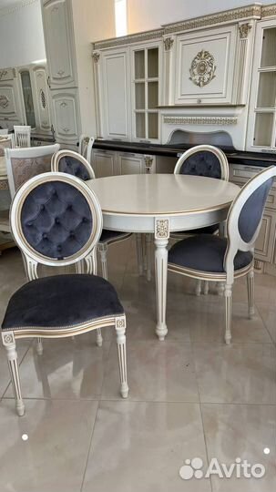 Столы и стулья новые