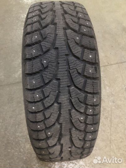 Nokian Tyres Hakkapeliitta 8 SUV 2.25/60 R17