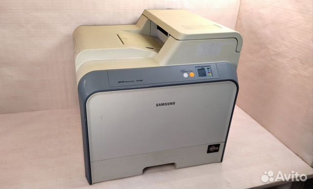 Принтер samsung CLP-600 б/у, дефект печати