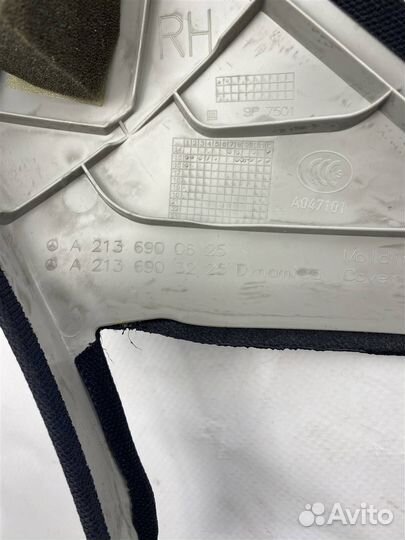 Обшивка передней стойки Mercedes Benz E-Class W213