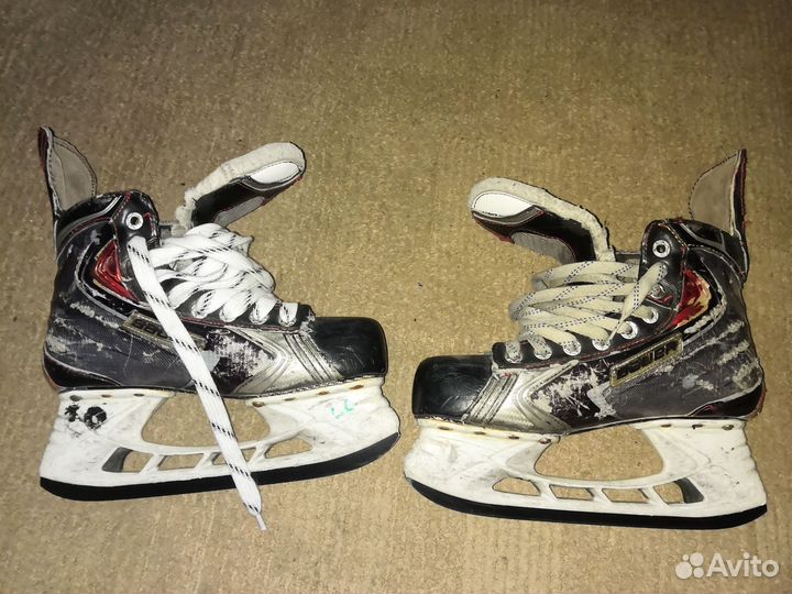 Коньки хоккейные Bauer