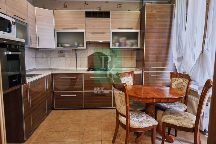 2-к. квартира, 85,9 м², 2/5 эт.