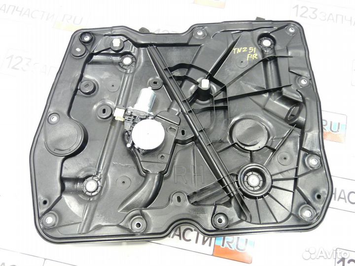 Стеклоподъемник двери передней правой Nissan