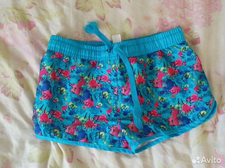 Шорты женские