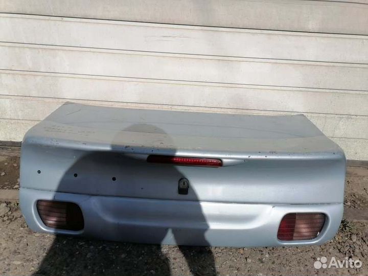 Крышка багажника Лада 2110