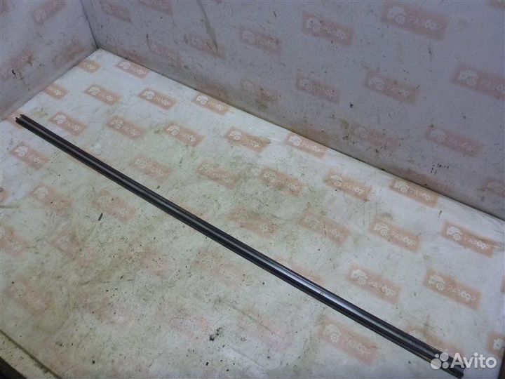 Уплотнитель стекла двери бархотка задний правый