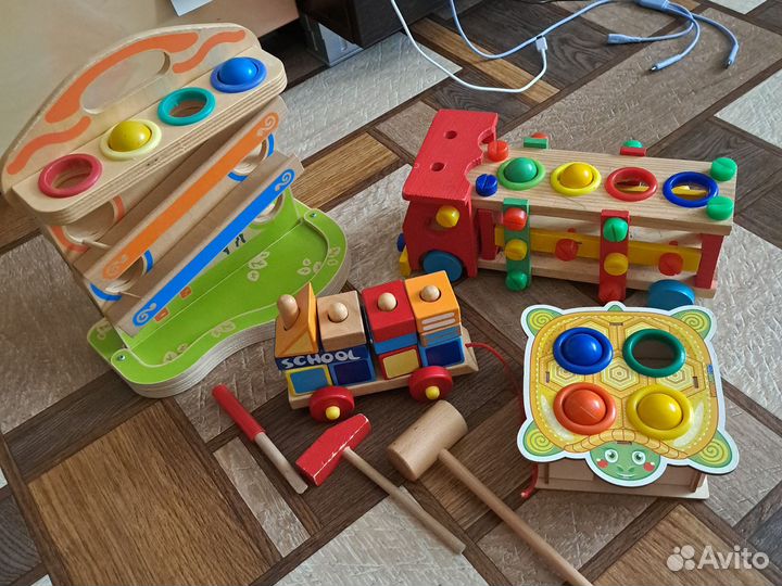 Развивающие игрушки дерево