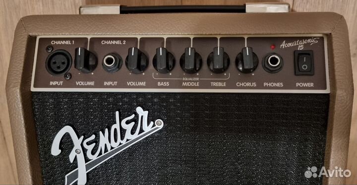 Комбоусилитель Fender Acoustasonic 15