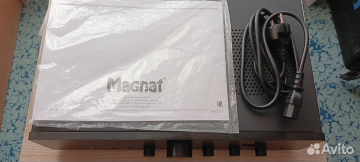 Magnat MA 700