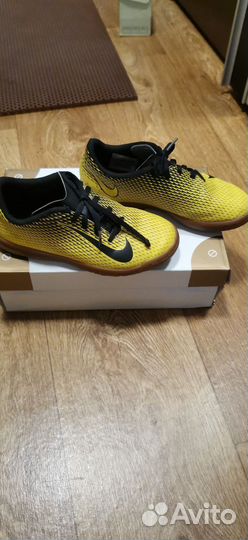 Футзалки nike