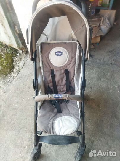 Прогулочная коляска